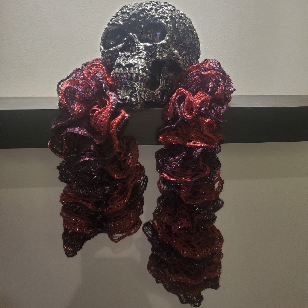 40" ruffle scarf